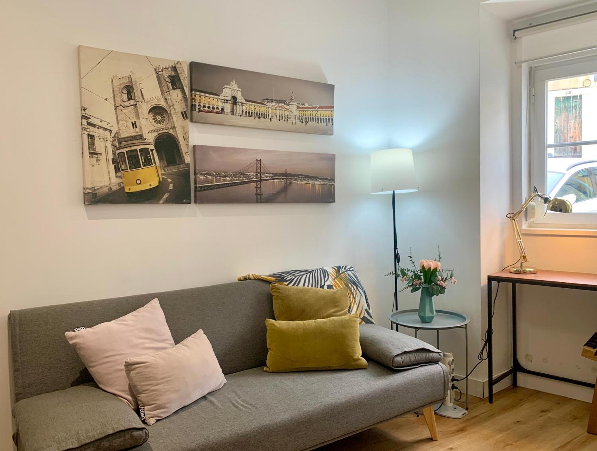 Between Historical Monuments Apartment *